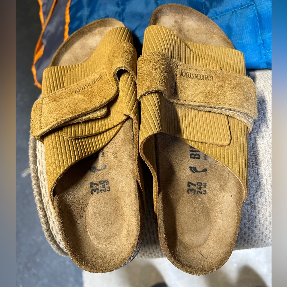 Kymono style Birkenstocks. Suede top. SZ 37 narrow sole